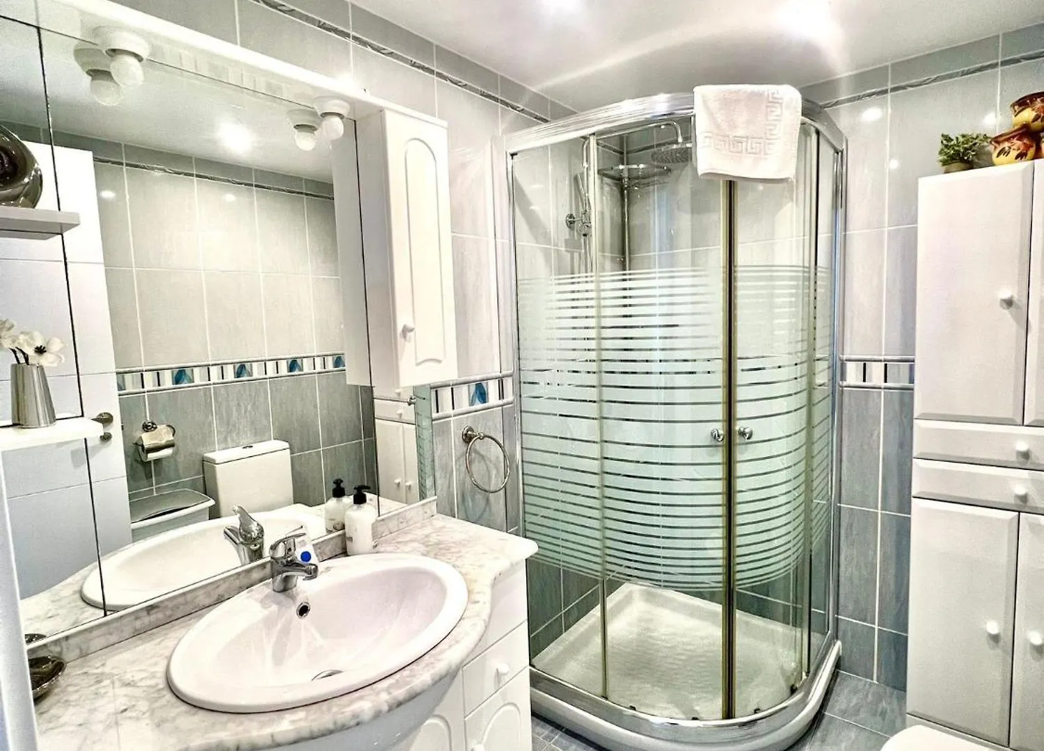 בנאלמדנה Deluxe Front Sea View Apartment Large Terrace 0*,